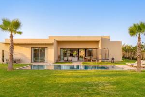 Villa Mavéa Marrakech - Free Jacuzzi, Fitness Room, Heated Pool, Large Garden, 20 min from City Center
