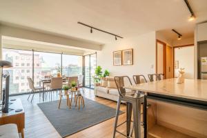 HOM ELITE I CostaneraCenter Metro El Golf-Tobalaba