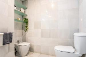 Amplio Apartamento 3 Habitaciones Torres de Serranos, Centro Valencia