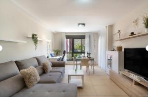 Cozy Seaside Palm Mar