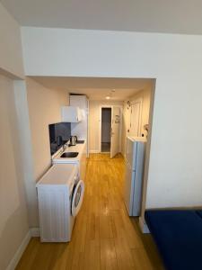 Apartment hotel