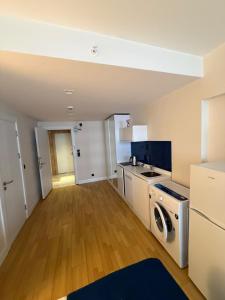 Apartment hotel
