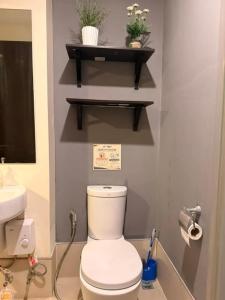 Spacious Studio Unit at Abreeza Place Tower 1, Near Abreeza Mall, Davao City Center