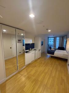 Apartment hotel