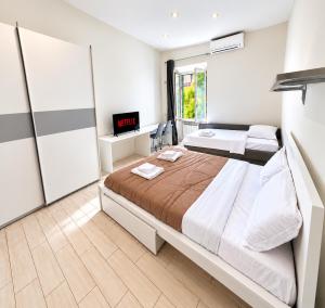 Termini Apartment, In the Heart of San Lorenzo with Private Parking