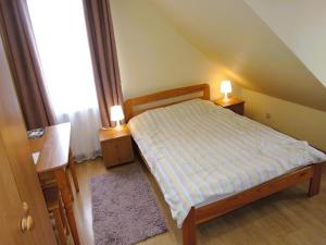 Double room with a view of Lake Wicko, Lubin