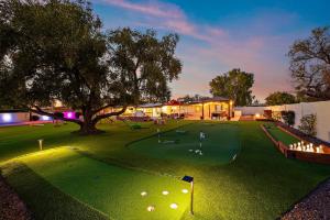 6 BR w Sport Court Pool Playground Hot Tub Arcade