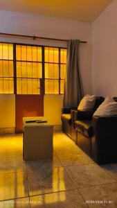 Casa Amplia a 5 min del Centro - Cochera, Patio y Parrilla
