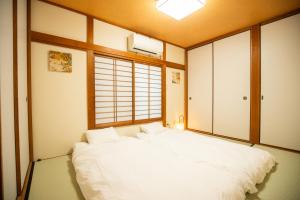 鶴Inn 天神橋六丁目駅徒歩1分 梅田 難波 天王寺へ直通 贅沢な和モダン一軒家 天神橋