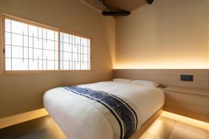 鶴Inn 鶴橋駅徒歩8分 難波 梅田 天王寺 関西空港 奈良へ直通 贅沢な和モダン一軒家 雲深居