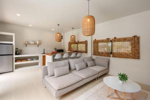 Baan Cala Rossa- Balinese Tropical Hideaway