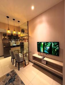 Elvirox El Ghazali 2BR Luxury Stay at Silverlake
