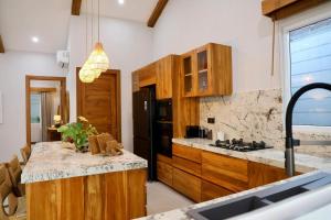 Villa Nandita, NEW Lovely 3BR Villa in Gili Trawangan