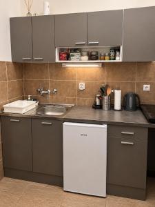 L Apartment Obilic