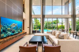 Prime Bangtao 4BR Private Pool Villa -Grandview G15