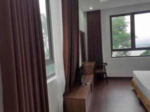 LAKESIDE DAILAI HOTEL