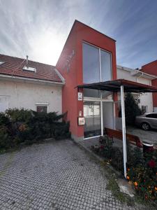 Janett Residence 3