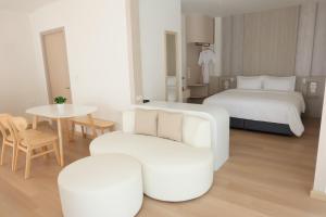 Anantita Poolside Boutique
