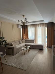 Gregs Apartment