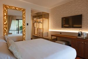 Savoy Beach Hotel & Thermal Spa
