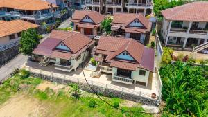 Quiet Seawiev House 1 km from Karon beach