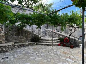 Himara Castle Apartment