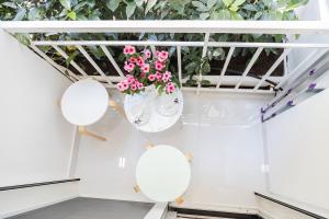 Kostas Acropolis Studio 2