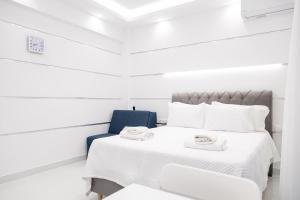 Kostas Acropolis Studio 2