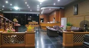 Pathum Thani Place Hotel