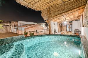 Riad Des Sables authentic - Exclusive - Pool - 15 min walk Jemaa El Fnaa