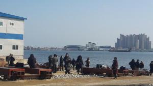 속초 중심 삼성 레지던스 1차 3층 Sokcho Central Lake & Ocean View Stay