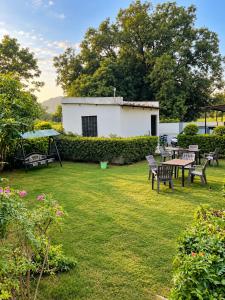 The Dheeraj Villa