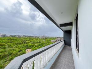 Pioneer Sea View Apartment
