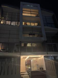 Relaxing studio with access to rooftop pool