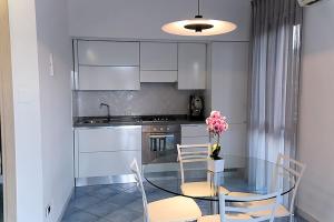 Dominick house