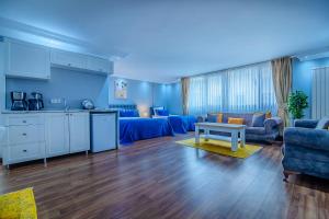 Sari Apartments