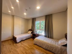 Area Paseo La Galería - 3 Bedroom Apartment - 195 m2