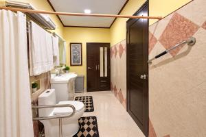 Casa Ozamiz 2-BR ACs Wi-Fi 700Mbps