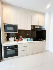 AnnaBell House 4 bedrooms 3 bathrooms
