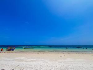 Kioo Baridi Beachfront Apartments