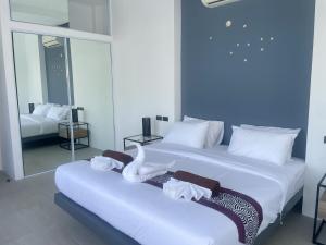 Villa Ying Yang - Large Pool & Sea View, 3BR