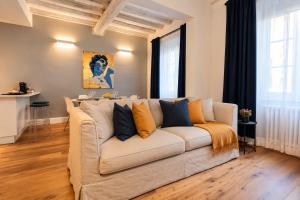 The David Signature - Spacious 2BR & 2BA - 5 min to Duomo