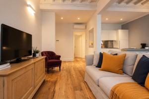 The David Signature - Spacious 2BR & 2BA - 5 min to Duomo