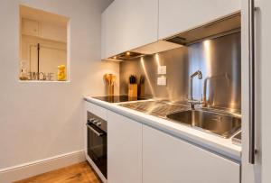 The David Signature - Spacious 2BR & 2BA - 5 min to Duomo