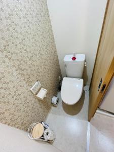 初心之屋十六号馆, an exquisite independent small building in Osaka Umeda Business District