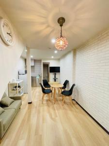 初心之屋十六号馆, an exquisite independent small building in Osaka Umeda Business District