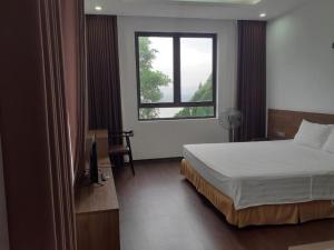 LAKESIDE DAILAI HOTEL