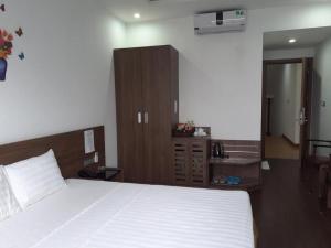 LAKESIDE DAILAI HOTEL