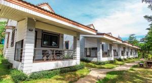 Mossview Resort