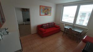 Comorra Studio Apartment - Komarno
